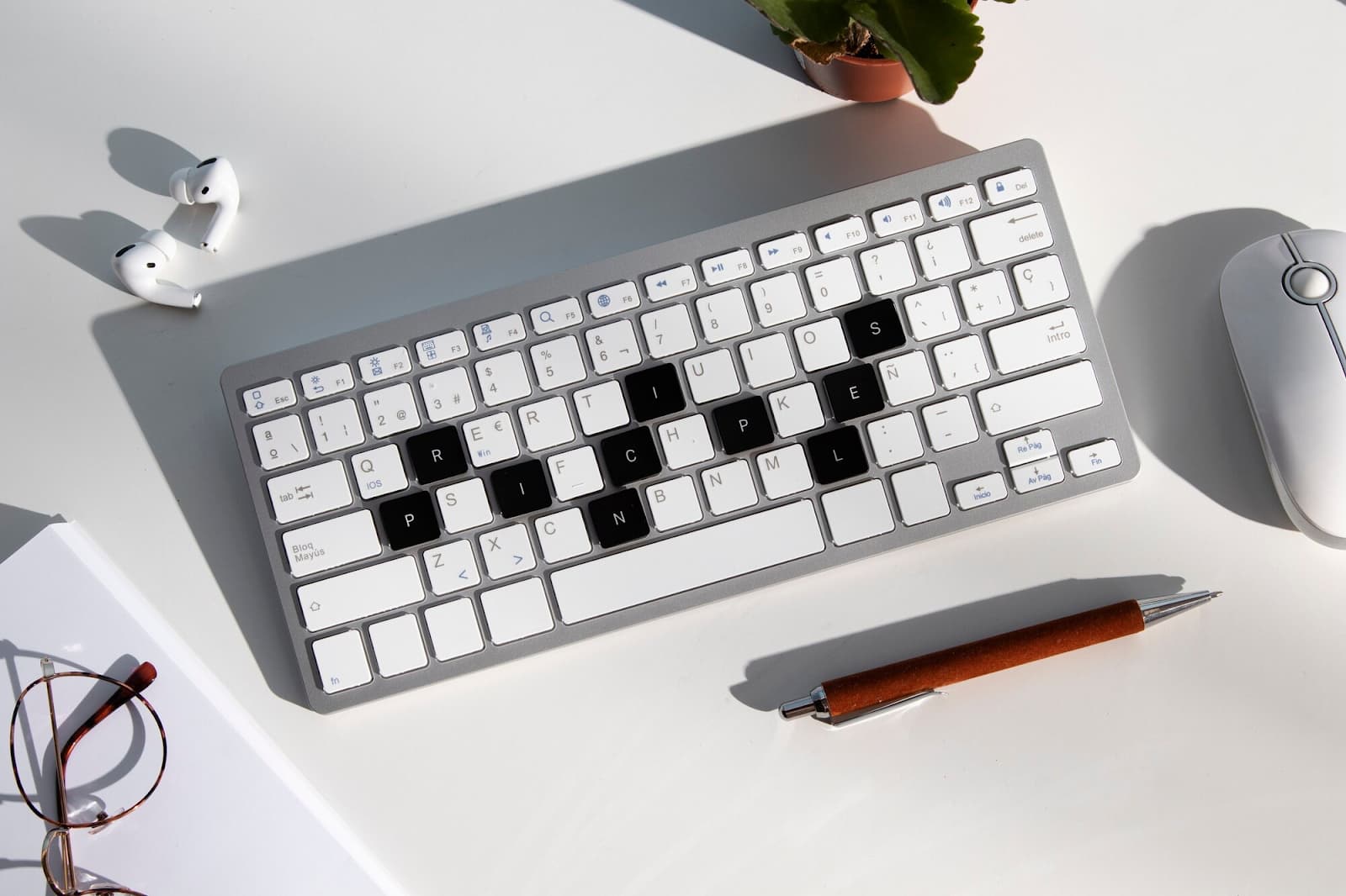 Keyboard on desktop